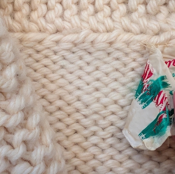 Vintage Hand Knit Mary Maxim Cowichan Style Wool Sweater Size Small - Picture 7 of 7